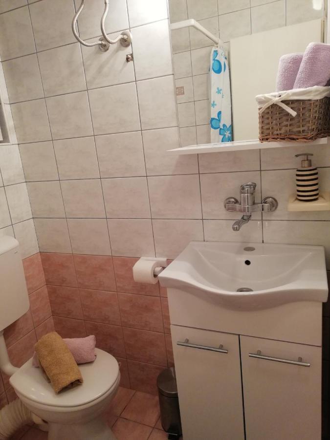马卡尔斯卡 Apartman Komadina酒店 外观 照片