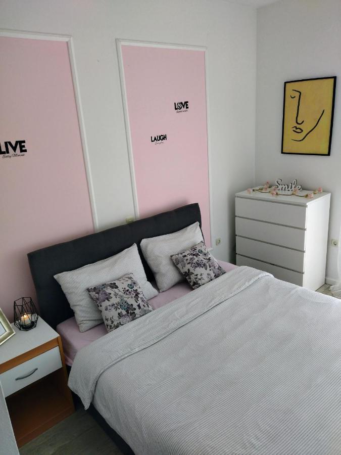 马卡尔斯卡 Apartman Komadina酒店 外观 照片